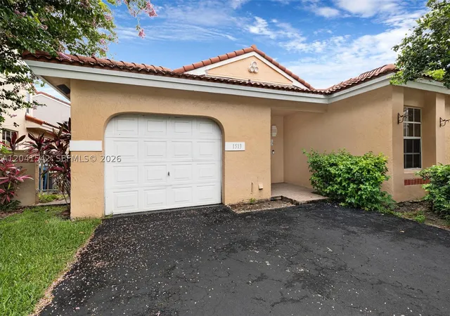 Photo 1 of Single family home for sale at 1513 Garden Rd, Weston, FL 33326 | MLS# A12041542 | Listing updated on 2026-09-08