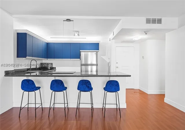 Photo 4 of Condo for sale at 2500 Parkview Dr #1503, Hallandale Beach, FL 33009 | MLS# A12042974 | Listing updated on 2026-10-05