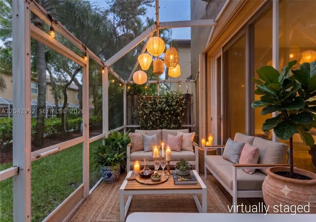 Photo 3 of Townhouse for sale at 1552 Barcelona Way #6-19, Weston, FL 33327 | MLS# A12042152 | Listing updated on 2026-08-26