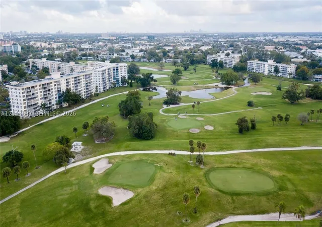Photo 2 of Sale Pending at 3200 N Palm Aire Dr #305, Pompano Beach, FL 33069 | MLS# A12043882 | Listing updated on 2026-09-13