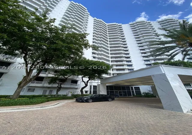 Photo 1 of Condo for sale at 3300 Ne 192nd St #612, Aventura, FL 33180 | MLS# A12044280 | Listing updated on 2026-09-09