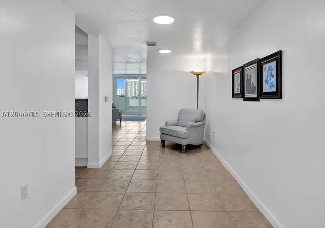 Listing Photo 4 - Condo for sale in building located at 18100 N Bay Rd, Sunny Isles Beach, FL 33160 - Unit #304