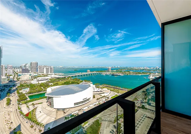 Photo 1 of Condo for sale at 398 Ne 5th St #2904, Miami, FL 33132 | MLS# A12039636 | Listing updated on 2026-09-10