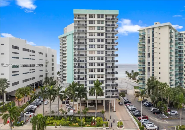 Photo 3 of Condo for sale at 3725 S Ocean Dr #1117, Hollywood, FL 33019 | MLS# A12044633 | Listing updated on 2026-09-12