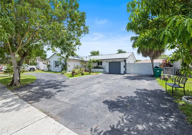 Photo 2 of Single family home for sale at 8014 Sw 133rd Ct, Miami, FL 33183 | MLS# A12044478 | Listing updated on 2026-09-23