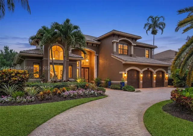 Photo 1 of Sale Pending at 2982 E Lake Vista Cir, Davie, FL 33328 | MLS# A12044346 | Listing updated on 2026-09-16