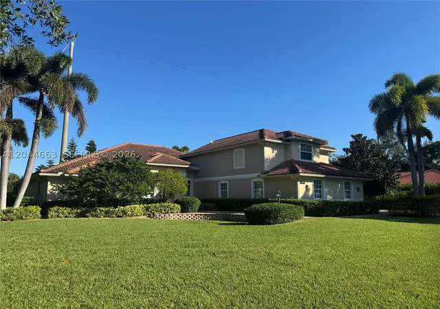 Photo 3 of Single family home for sale at 5220 Rosewood Ln, Vero Beach, FL 32966 | MLS# A12044663 | Listing updated on 2026-09-09