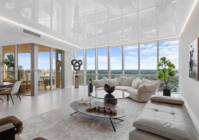 Photo 3 of Condo for sale at 851 Ne 1st Ave #4912, Miami, FL 33132 | MLS# A12042445 | Listing updated on 2026-09-08