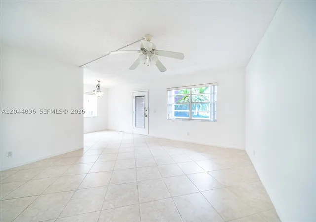 Listing Photo 5 - Condo for sale in building located at 642 N Normandy N, Delray Beach, FL 33484 - Unit #642
