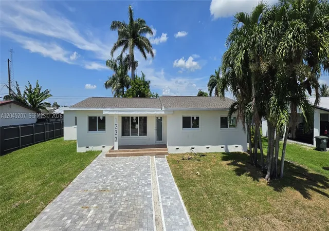 Photo 2 of Single family home for sale at 1233 Sw Avenue C Pl, Belle Glade, FL 33430 | MLS# A12045207 | Listing updated on 2026-09-04