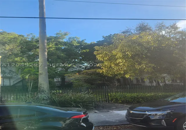 Photo 3 of Land for sale at 412 Nw 4th St, Miami, FL 33130 | MLS# A12045297 | Listing updated on 2026-09-04