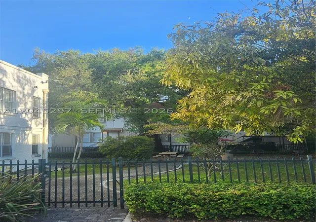 Photo 4 of Land for sale at 412 Nw 4Th St, Miami, FL 33130 | MLS# A12045297 | Listing updated on 2026-09-04