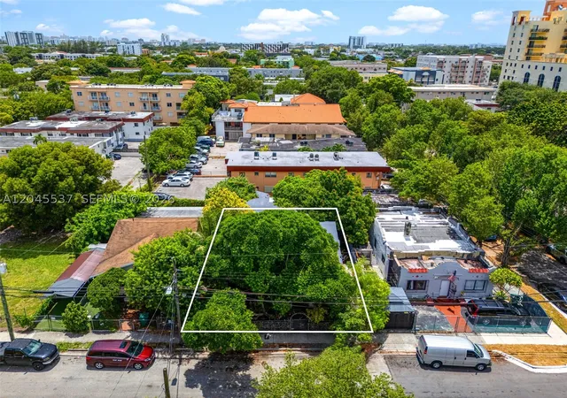 Photo 2 of Sale Pending at 210 Sw 13th Ave, Miami, FL 33135 | MLS# A12045537 | Listing updated on 2026-08-28