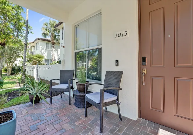 Listing Photo 4 - Condo for sale in building located at 4760 Mimosa Pl, Coconut Creek, FL 33073 - Unit #1015