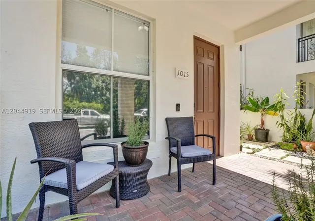 Listing Photo 5 - Condo for sale in building located at 4760 Mimosa Pl, Coconut Creek, FL 33073 - Unit #1015