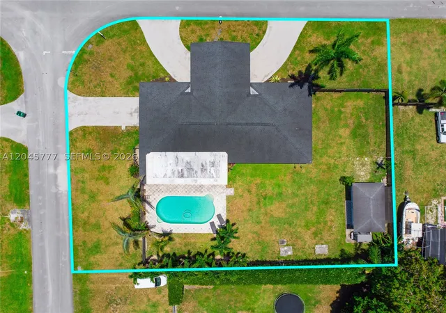 Photo 33 of Single family home for sale at 12805 Sw 193Rd Ter, Miami, FL 33177 | MLS# A12045777 | Listing updated on 2026-10-03