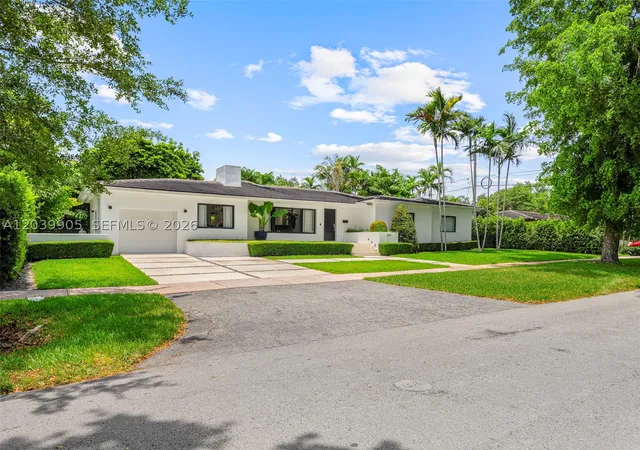 Photo 3 of Single family home for sale at 511 Perugia Ave, Coral Gables, FL 33146 | MLS# A12039905 | Listing updated on 2026-09-12