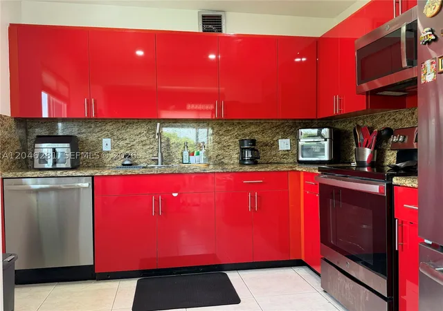 Photo 1 of Condo for sale at 13255 Sw 7th Ct #401D, Hollywood, FL 33027 | MLS# A12046281 | Listing updated on 2026-09-22