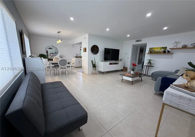 Photo 3 of Condo for sale at 13255 Sw 7th Ct #401D, Hollywood, FL 33027 | MLS# A12046281 | Listing updated on 2026-09-22