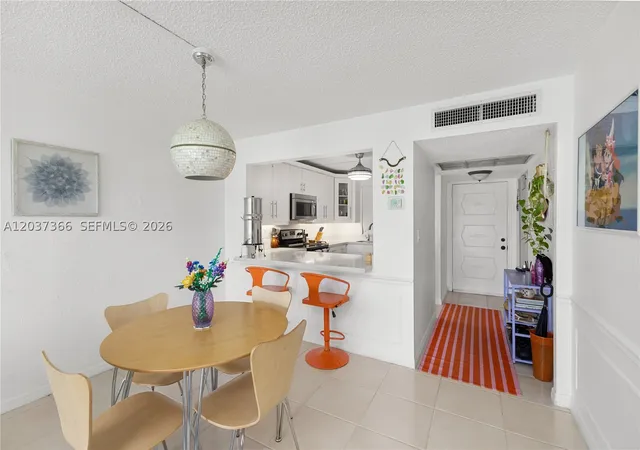 Photo 3 of Sale Pending at 9495 Evergreen Pl #103, Davie, FL 33324 | MLS# A12037366 | Listing updated on 2026-09-12