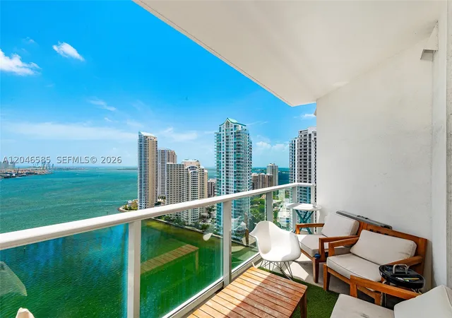 Photo 3 of Condo for sale at 300 S Biscayne Blvd #T-2612, Miami, FL 33131 | MLS# A12046585 | Listing updated on 2026-09-10
