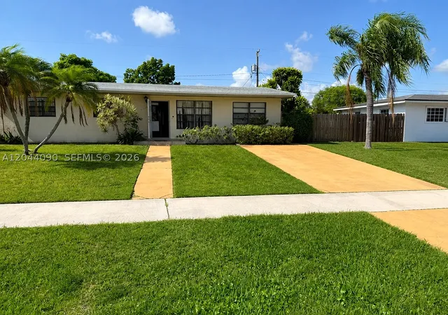 Photo 1 of Single family home for sale at 11832 Sw 185th Ter, Miami, FL 33177 | MLS# A12044090 | Listing updated on 2026-09-14