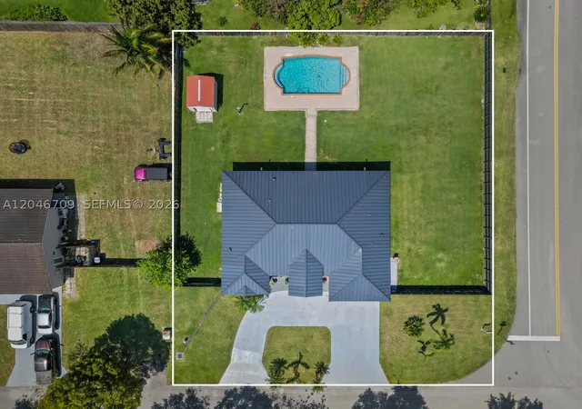 Photo 4 of Single family home for sale at 13205 Sw 218Th Ter, Miami, FL 33170 | MLS# A12046709 | Listing updated on 2026-09-30