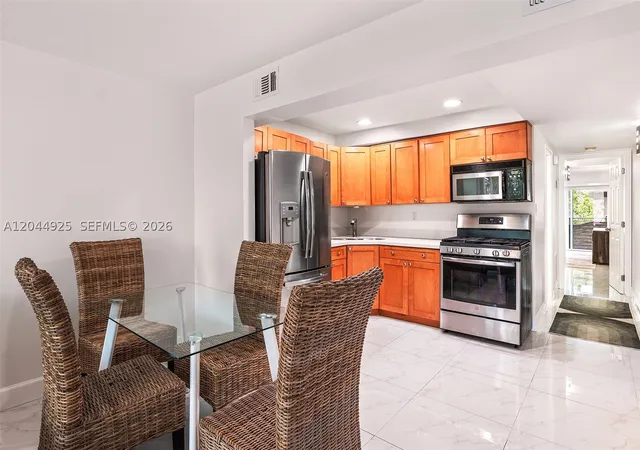 Photo 3 of Condo for sale at 405 N Hibiscus Dr #204, Miami Beach, FL 33139 | MLS# A12044925 | Listing updated on 2026-09-17