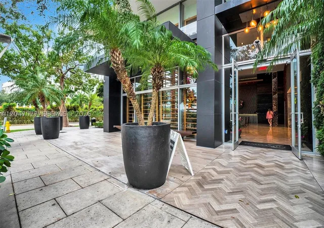 Photo 3 of Condo for sale at 3470 E Coast Ave #H0904, Miami, FL 33137 | MLS# A12047027 | Listing updated on 2026-08-28