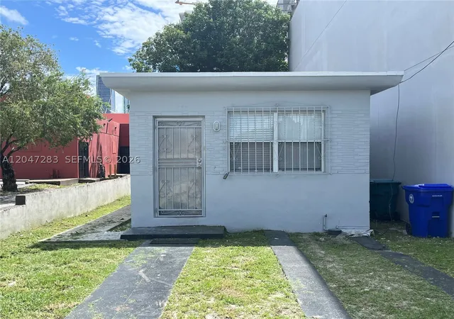 Photo 1 of Single family home for sale at 733 Nw 4th Ave, Miami, FL 33136 | MLS# A12047283 | Listing updated on 2026-09-10