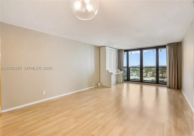 Photo 3 of Condo for sale at 2301 S Ocean Dr #1006, Hollywood, FL 33019 | MLS# A12045567 | Listing updated on 2026-09-23
