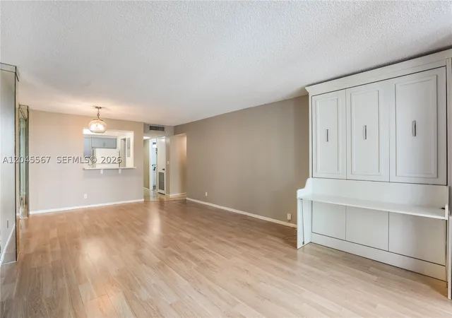 Photo 3 of Condo for sale at 2301 S Ocean Dr #1006, Hollywood, FL 33019 | MLS# A12045567 | Listing updated on 2026-09-23
