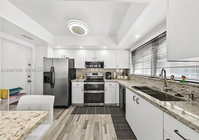 Photo 2 of Condo for sale at 1825 S Ocean Dr #914, Hallandale Beach, FL 33009 | MLS# A12047308 | Listing updated on 2026-09-22