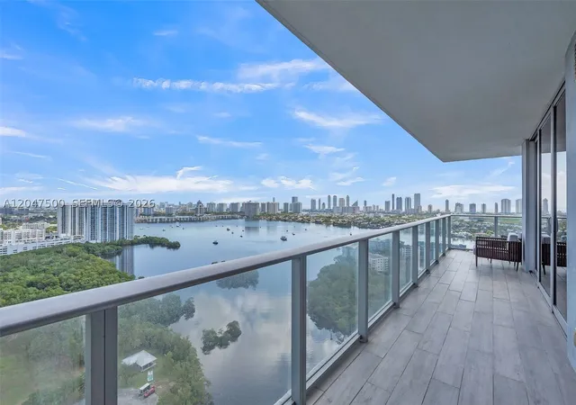 Photo 2 of Sale Pending at 16385 Biscayne Blvd #2707, North Miami Beach, FL 33160 | MLS# A12047500 | Listing updated on 2026-09-22