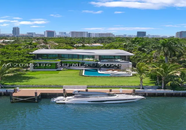 Photo 35 of Mansion for sale at 1015 S Southlake Dr, Hollywood, FL 33019 | MLS# A12045486 | Listing updated on 2026-10-07