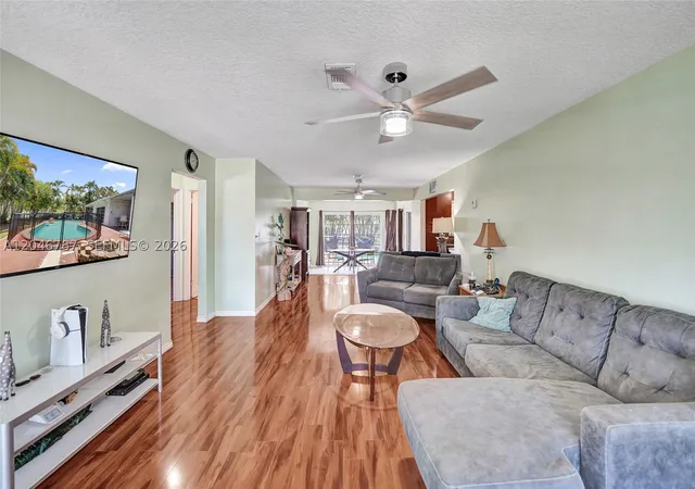 Photo 3 of Single family home for sale at 206 Se 3rd St, Dania Beach, FL 33004 | MLS# A12046787 | Listing updated on 2026-09-19