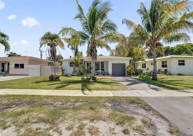 Photo 4 of Single family home for sale at 206 Se 3Rd St, Dania Beach, FL 33004 | MLS# A12046787 | Listing updated on 2026-09-19