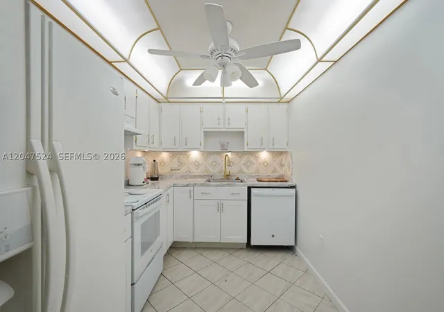 Photo 3 of Condo for sale at 7000 Nw 17th St #303, Plantation, FL 33313 | MLS# A12047524 | Listing updated on 2026-09-10