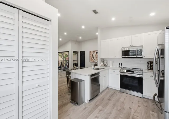 Photo 3 of Sale Pending at 11862 Nw 11th St #11862, Pembroke Pines, FL 33026 | MLS# A12047490 | Listing updated on 2026-09-16
