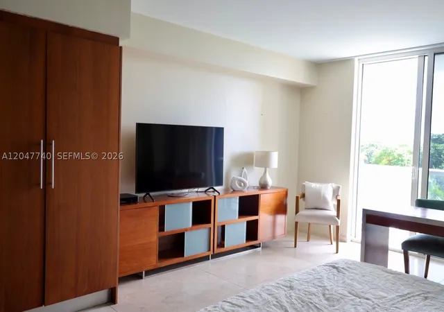 Photo 3 of Condo for sale at 50 Biscayne Blvd #606, Miami, FL 33132 | MLS# A12047740 | Listing updated on 2026-09-10