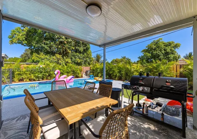 Photo 3 of Single family home for sale at 1240 Ne 159th St, North Miami Beach, FL 33162 | MLS# A12047701 | Listing updated on 2026-09-01