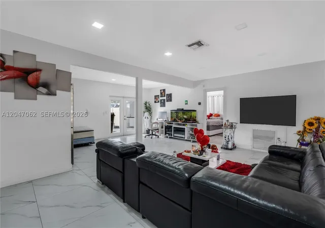 Photo 3 of Single family home for sale at 7630 Plantation Blvd, Miramar, FL 33023 | MLS# A12047062 | Listing updated on 2026-09-09