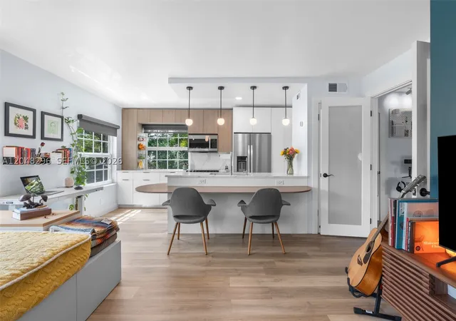Photo 1 of Sale Pending at 1405 Miami Rd #29, Fort Lauderdale, FL 33316 | MLS# A12048296 | Listing updated on 2026-09-11