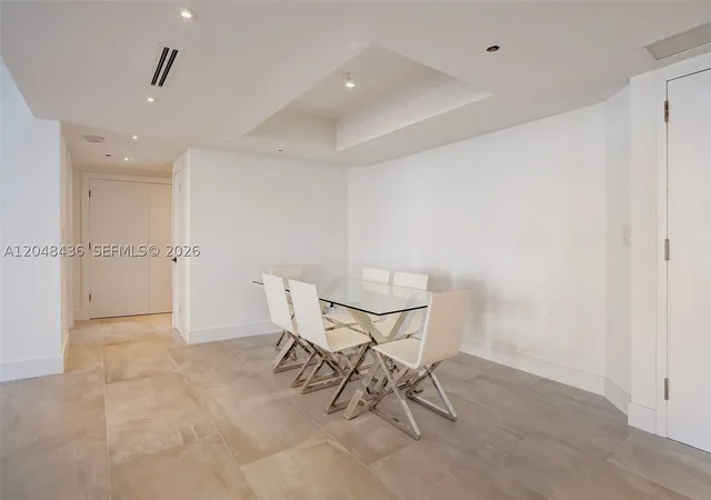 Photo 3 of Condo for sale at 20191 E Country Club Dr #802, Miami, FL 33180 | MLS# A12048436 | Listing updated on 2026-09-10