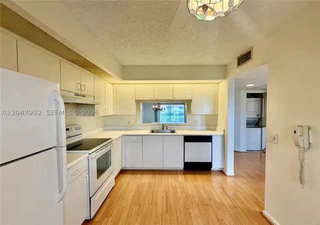 Photo 3 of Condo for sale at 1351 Sw 141st Ave #308G, Pembroke Pines, FL 33027 | MLS# A12047952 | Listing updated on 2026-09-04