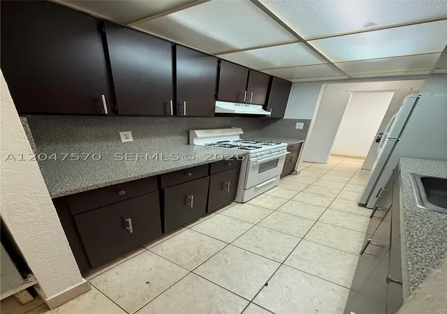 Photo 2 of Condo for sale at 1305 W 53Rd St #406, Hialeah, FL 33012 | MLS# A12047570 | Listing updated on 2026-08-28