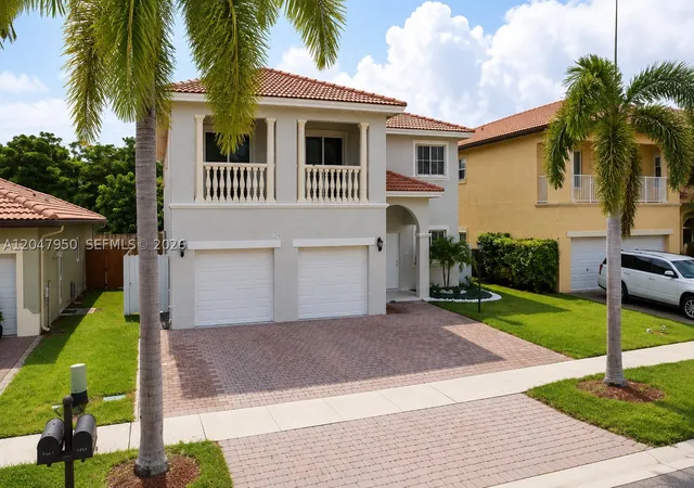 Photo 2 of Single family home for sale at 1351 Ne 41st Pl, Homestead, FL 33033 | MLS# A12047950 | Listing updated on 2026-09-14