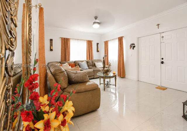 Photo 3 of Single family home for sale at 1351 Ne 41st Pl, Homestead, FL 33033 | MLS# A12047950 | Listing updated on 2026-09-14