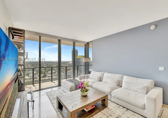 Photo 3 of Condo for sale at 88 Sw 7th St #3604, Miami, FL 33130 | MLS# A12046692 | Listing updated on 2026-09-01