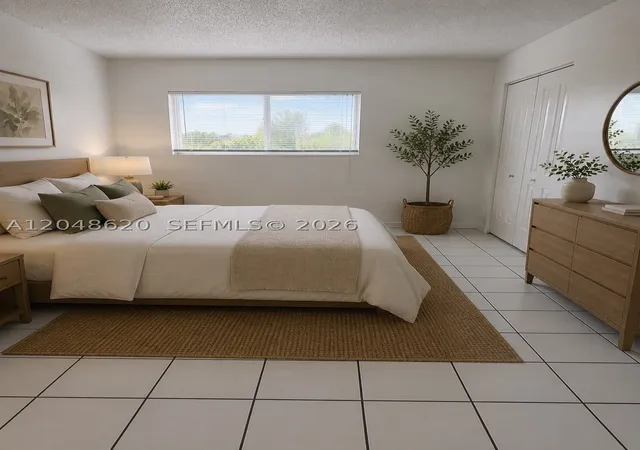 Listing Photo 4 - Condo for sale at Poinciana, Unit 312 600 Nw 32Nd Pl, Poinciana, Miami, FL 33125 | Built Year: 1996-1996
